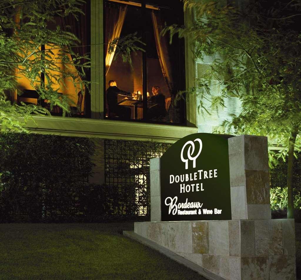 Zessa Orange County Airport, A Doubletree By Hilton